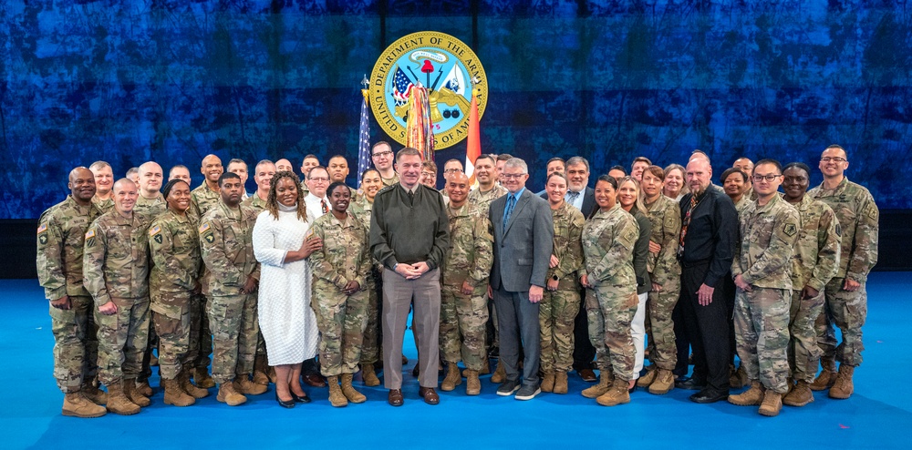 Chief of Staff of the Army hosts the IPPS-AR3 Award Ceremony