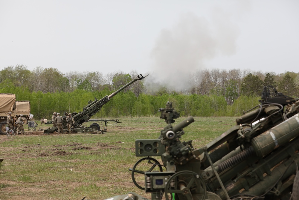 Field Artillery Sling-load M777 Howitzers with Minnesota Aviators at Camp Ripley