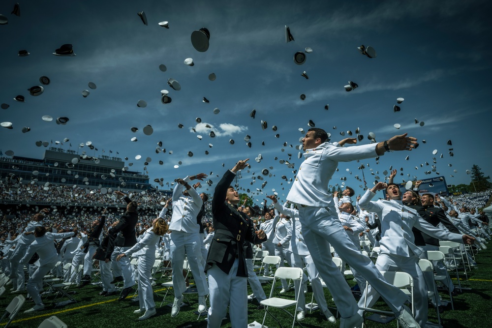 SECDEF Delivers Keynote Address at U.S. Naval Academy Commencement