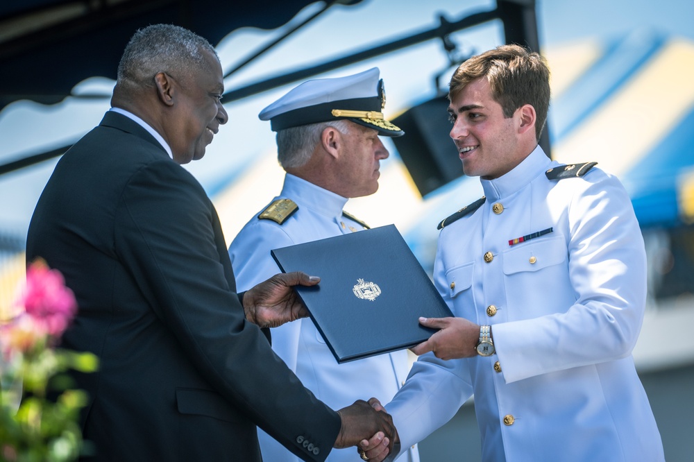 SECDEF Delivers Keynote Address at U.S. Naval Academy Commencement