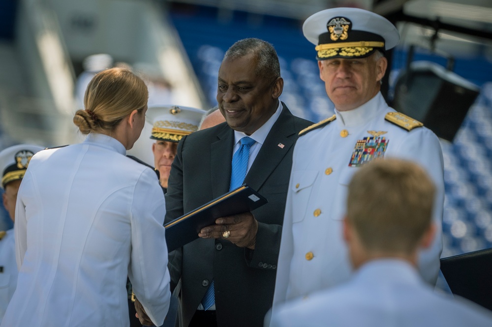 SECDEF Delivers Keynote Address at U.S. Naval Academy Commencement