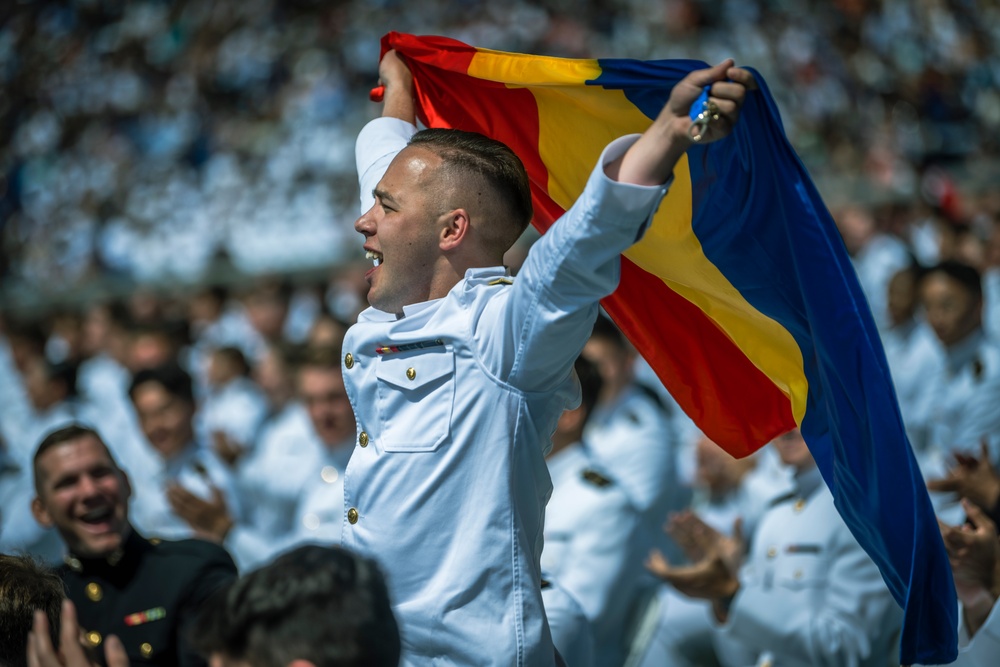 SECDEF Delivers Keynote Address at U.S. Naval Academy Commencement