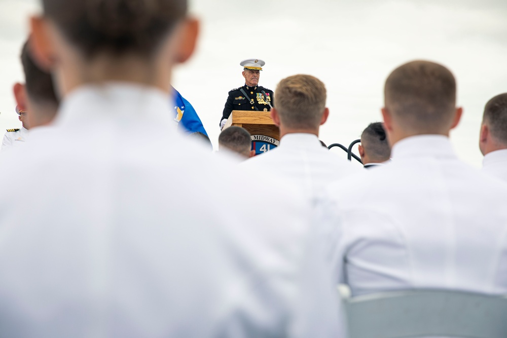 I MEF commanding general gives ceremonial remarks during NROTC San Diego commissioning ceremony