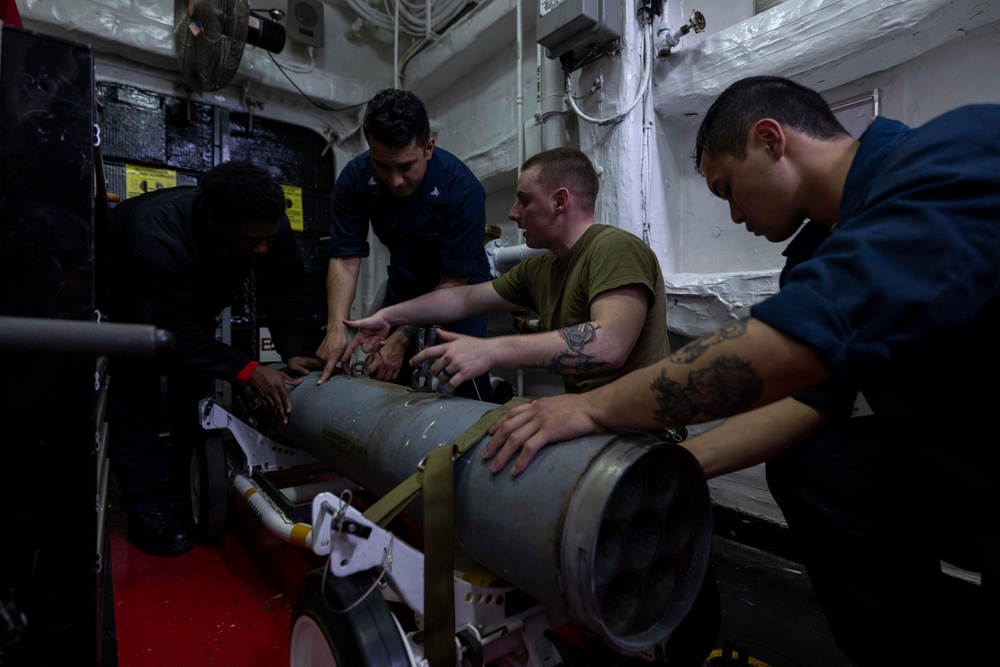 USS Bataan Sailors assemble rockets
