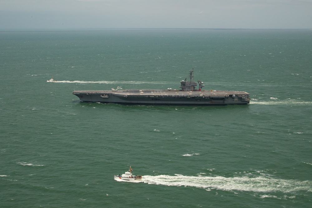 George Washington Returns from Sea Trials