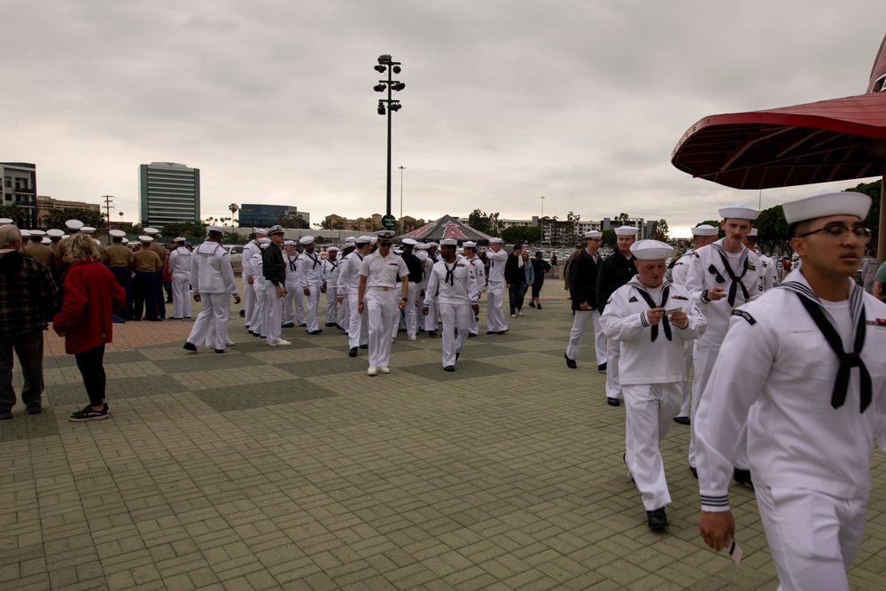 Sailors and Marine attend an Anaheim Angels game