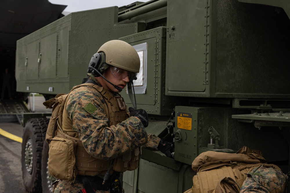 2/10 Marines Conduct a HIRAIN in Finland
