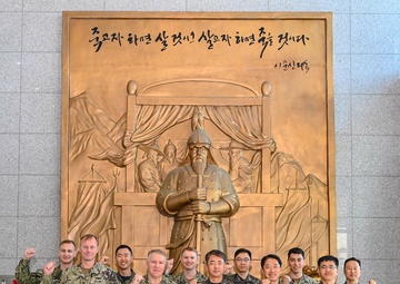 Commander, Task Force 74 visits Republic of Korea for 56th Submarine Warfare Committee Meeting