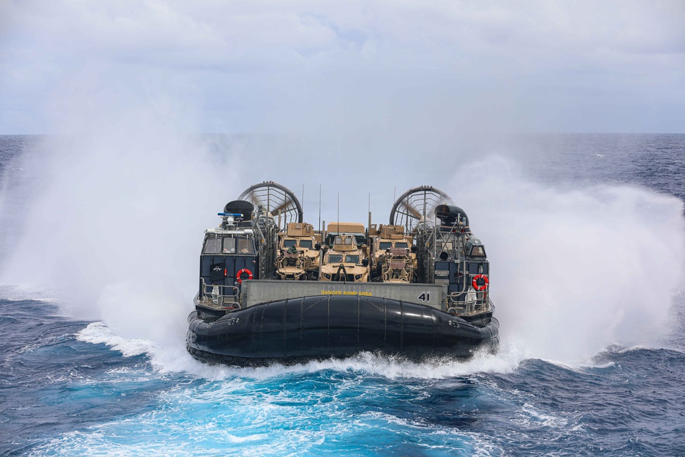 USS Carter Hall Conducts LCAC Operations