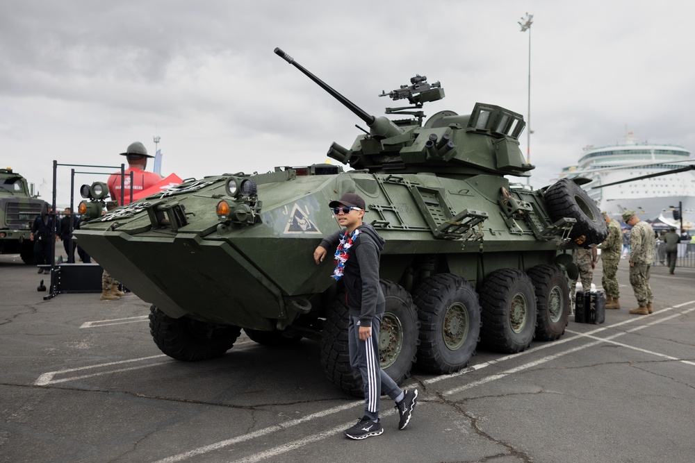 Marines, Sailors show off their capabilities at Port of Los Angeles