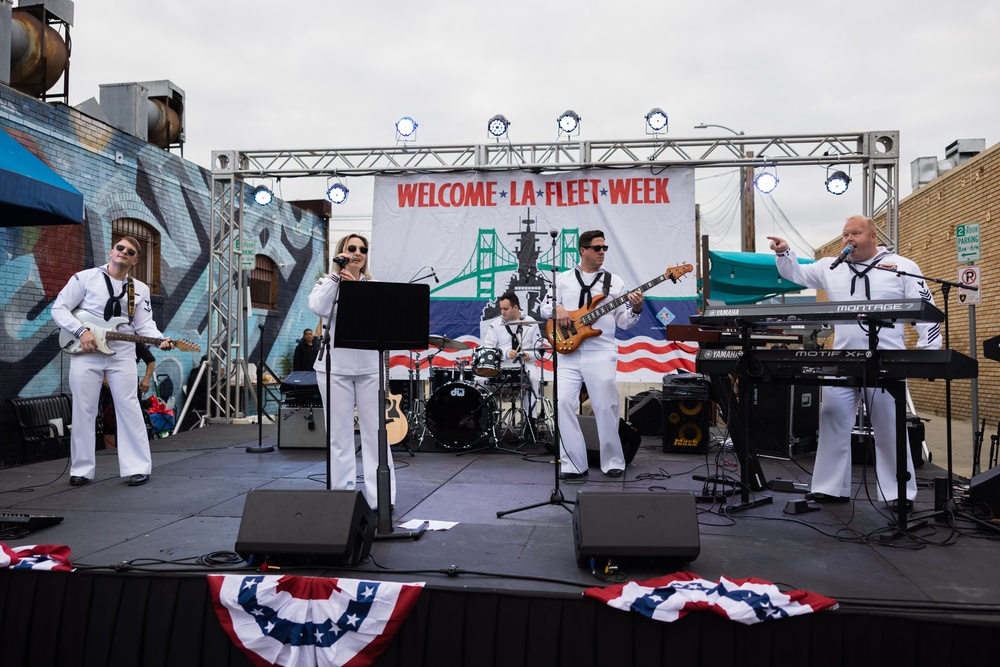 Marines, Sailors celebrate start of LA Fleet Week