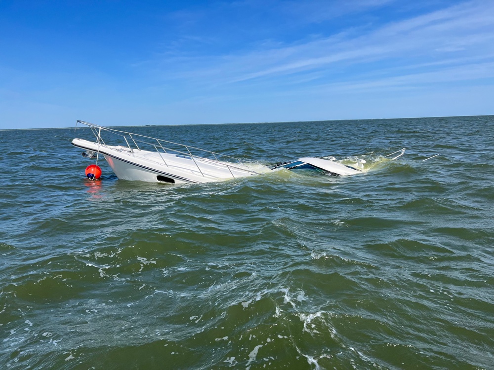Coast Guard rescues boaters from vessel taking on water in Delaware Bay