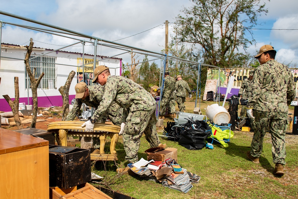 NCTS Volunteers at Island Girl Power