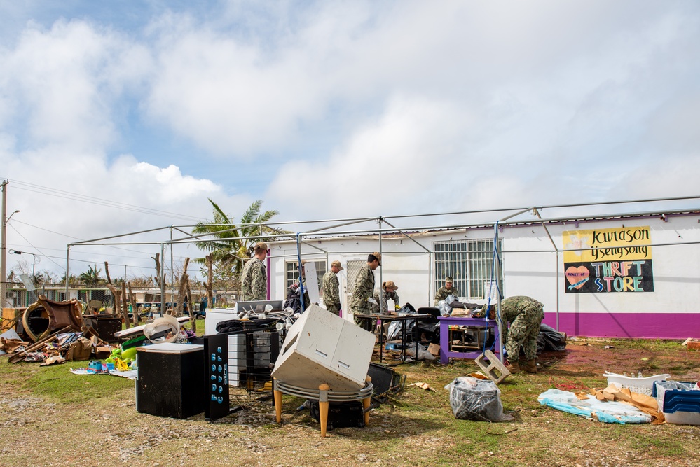 NCTS Volunteers at Island Girl Power