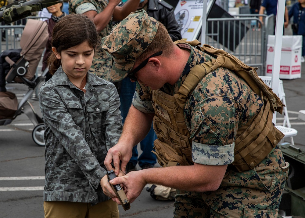 Marines participate in the Los Angeles Navy fleet week