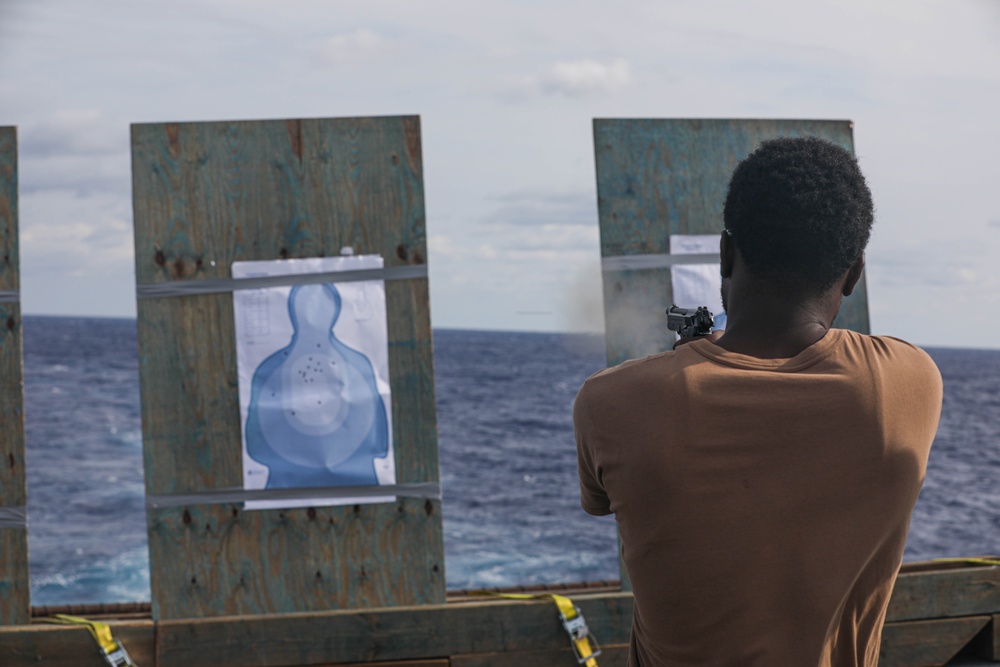 USS Carter Hall Conducts Gun Shoot