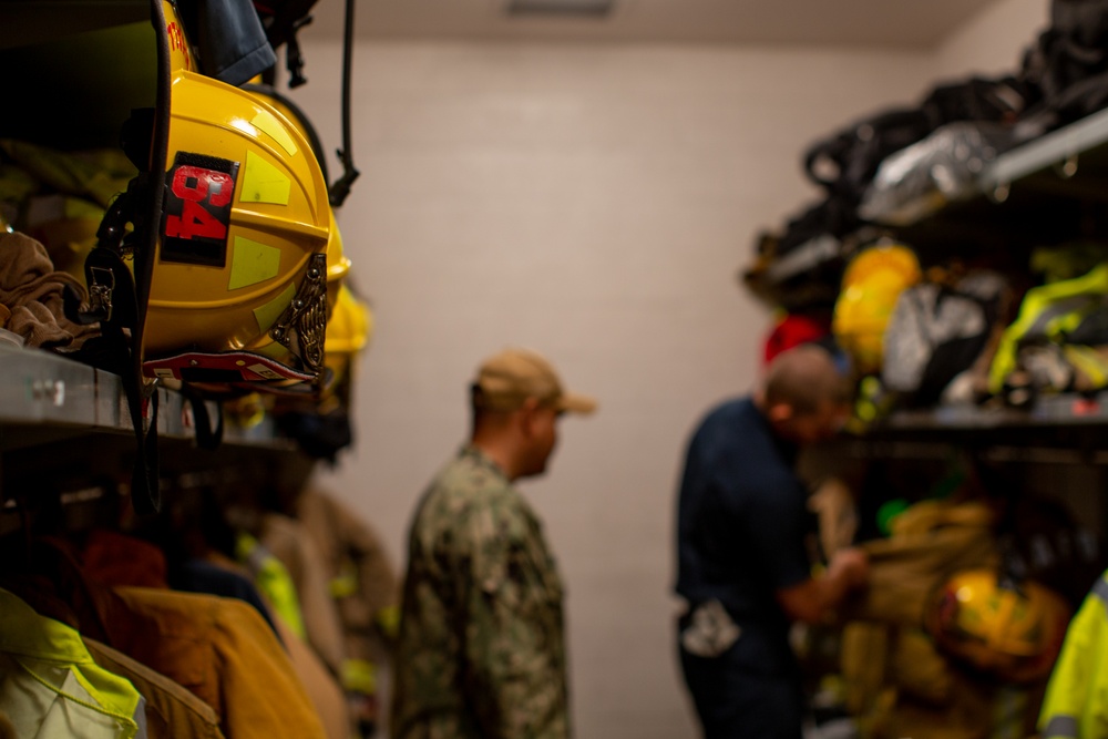 Sailors spend the day at Fire Station 64 during LAFW 2023