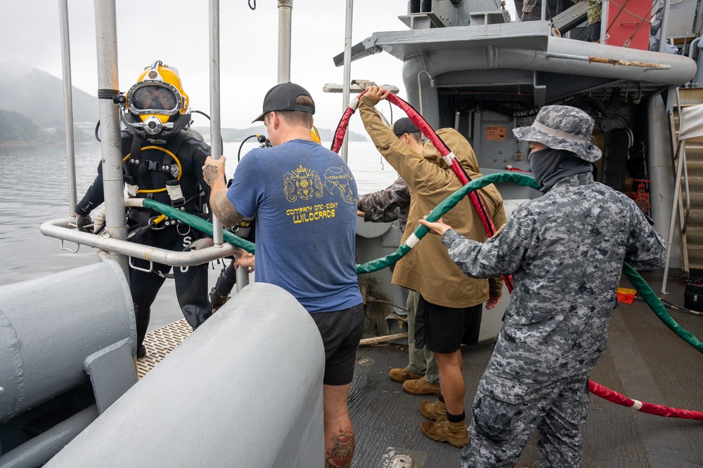 MDSU, ROKN Participate In SALVEX