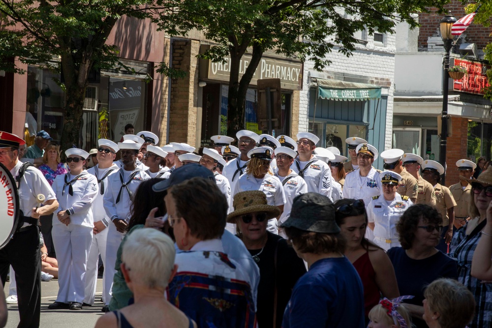 DVIDS Images Memorial Day Parade in HastingsonHudson [Image 4 of 8]