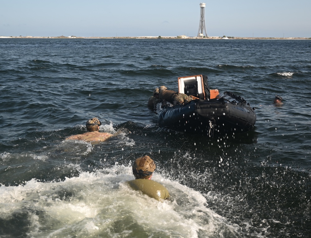 Water Operations training during Emerald Warrior 2023