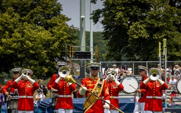 The Battle Color Detachment performs at the Naval Academy