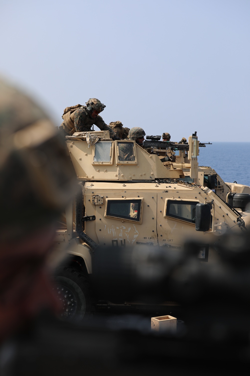 13th MEU Conducts a Vehicle Deck Shoot Aboard the JPM (LPD-26)