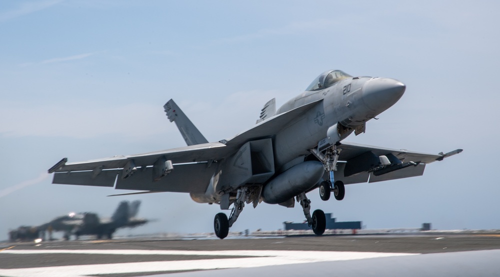 USS Ronald Reagan (CVN 76) conducts flight operations