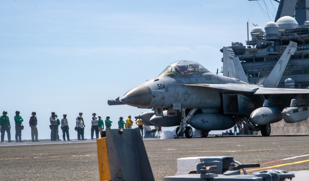 USS Ronald Reagan (CVN 76) conducts flight operations