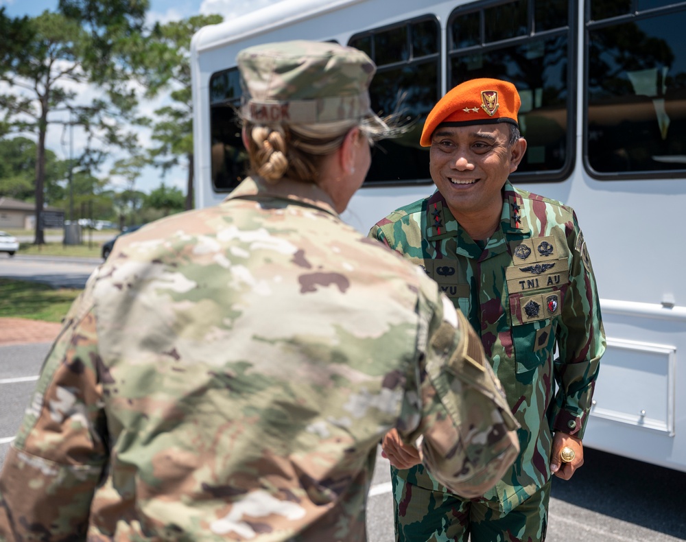 Indonesian Kopasgat Leadership Visits AFSOC