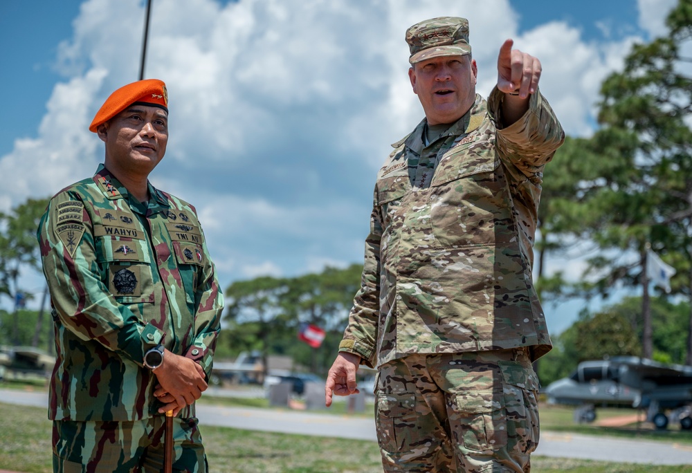 Indonesian Kopasgat Leadership Visits AFSOC