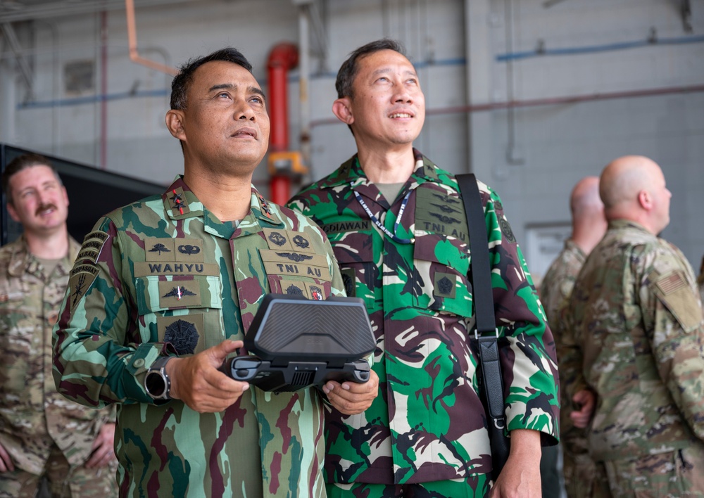 Indonesian Kopasgat Leadership Visits AFSOC