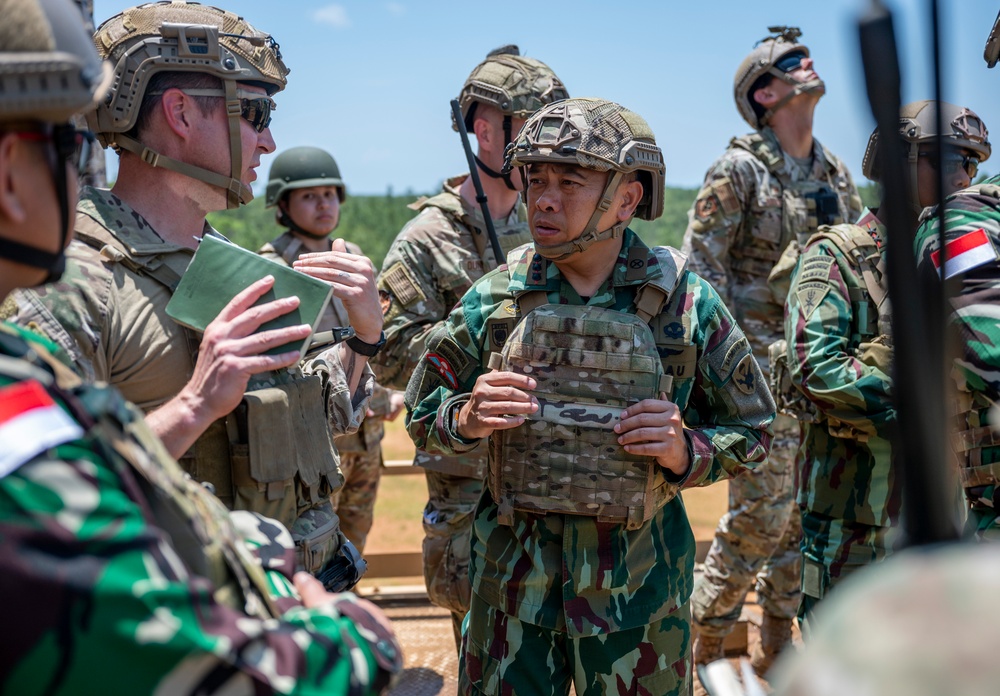 Indonesian Kopasgat Leadership Visits AFSOC