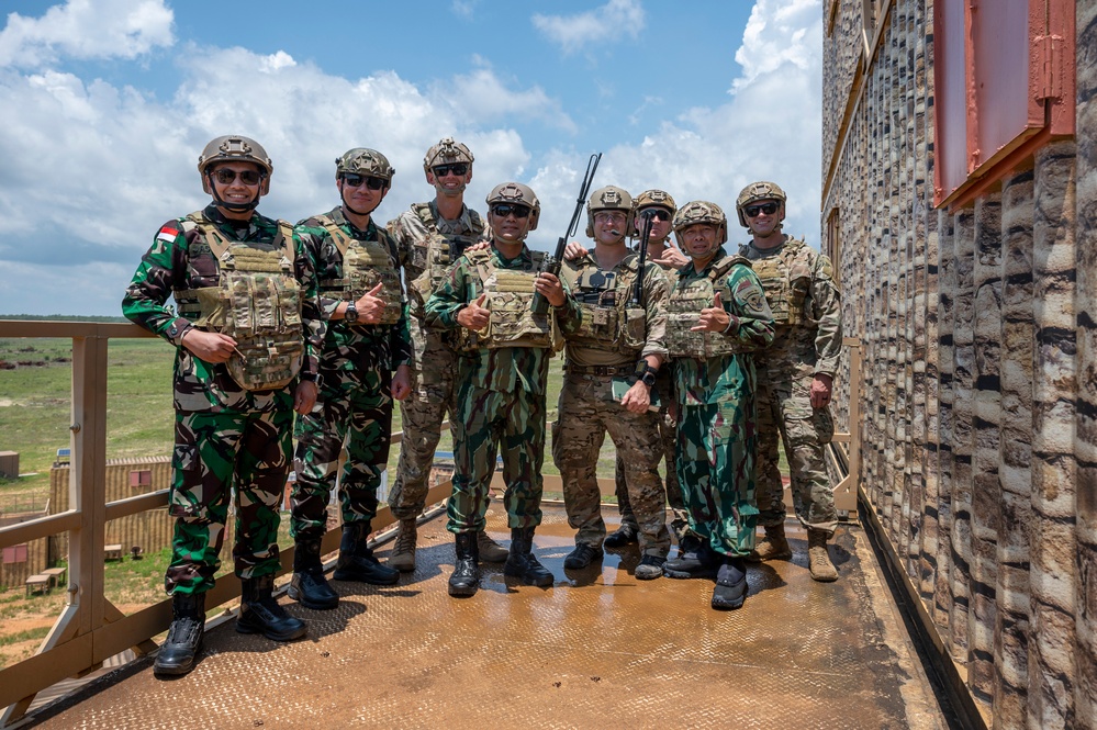 Indonesian Kopasgat Leadership Visits AFSOC