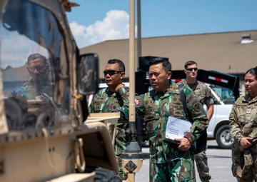 Indonesian Kopasgat Leadership Visits AFSOC