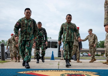 Indonesian Kopasgat Leadership Visits AFSOC
