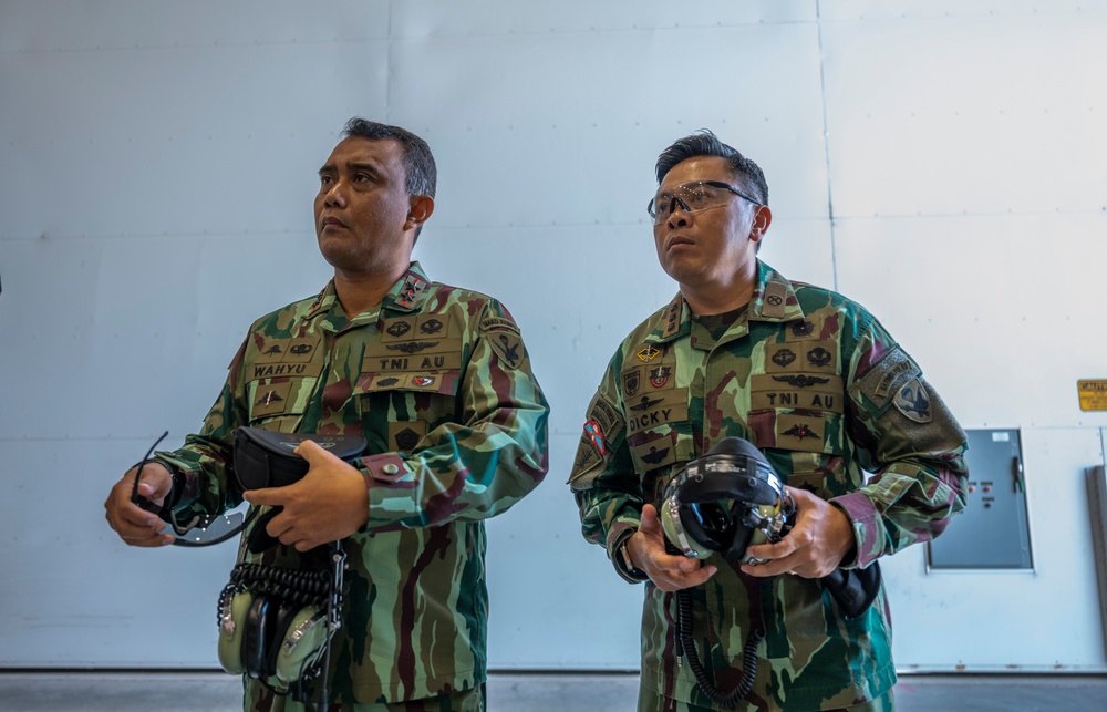 Indonesian Kopasgat Leadership Visits AFSOC