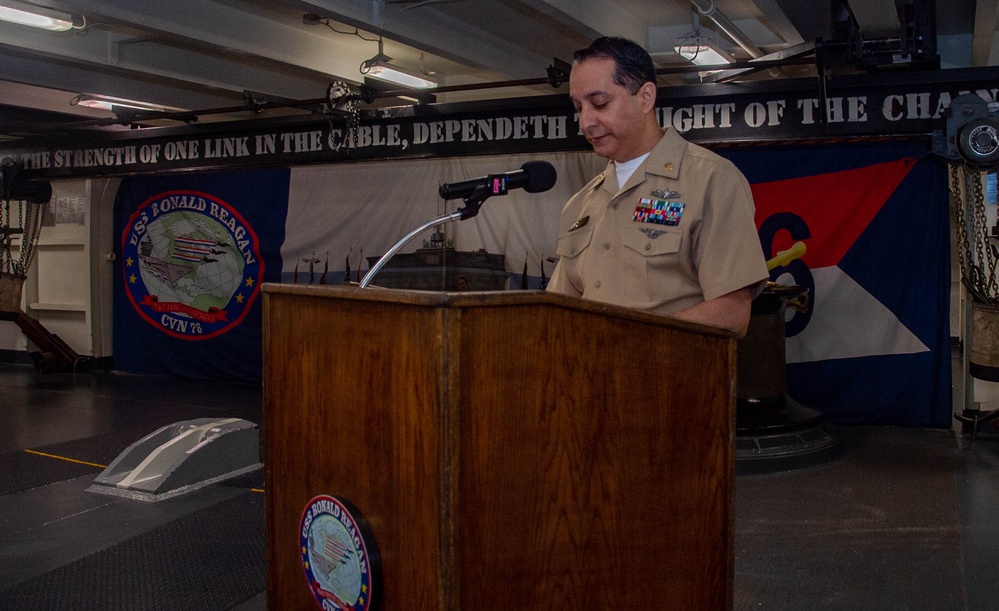 USS Ronald Reagan (CVN 76) pins newly selected Master Chief Petty Officer and Senior Chief Petty Officers