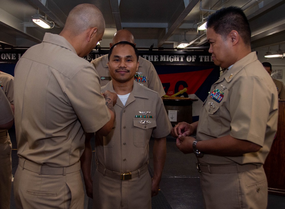 USS Ronald Reagan (CVN 76) pins newly selected Master Chief Petty Officer and Senior Chief Petty Officers