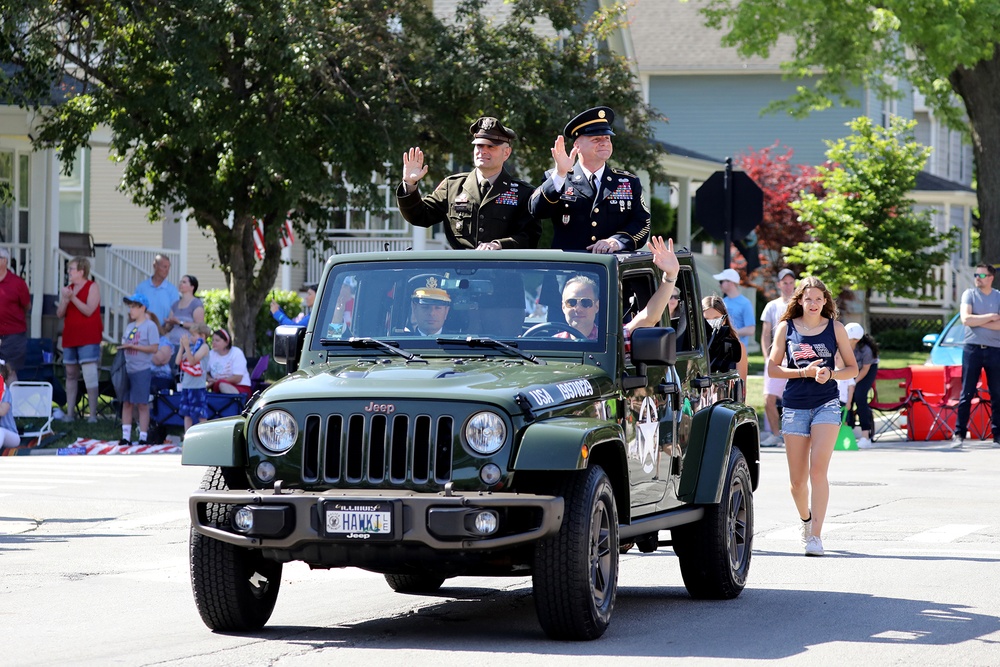 DVIDS - Images - Service members receive honor during Chicago