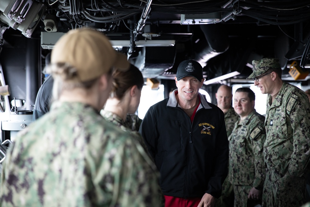 USS Harpers Ferry Commanding Officer Joins USS Harpers Ferry (LSD 49) Tour