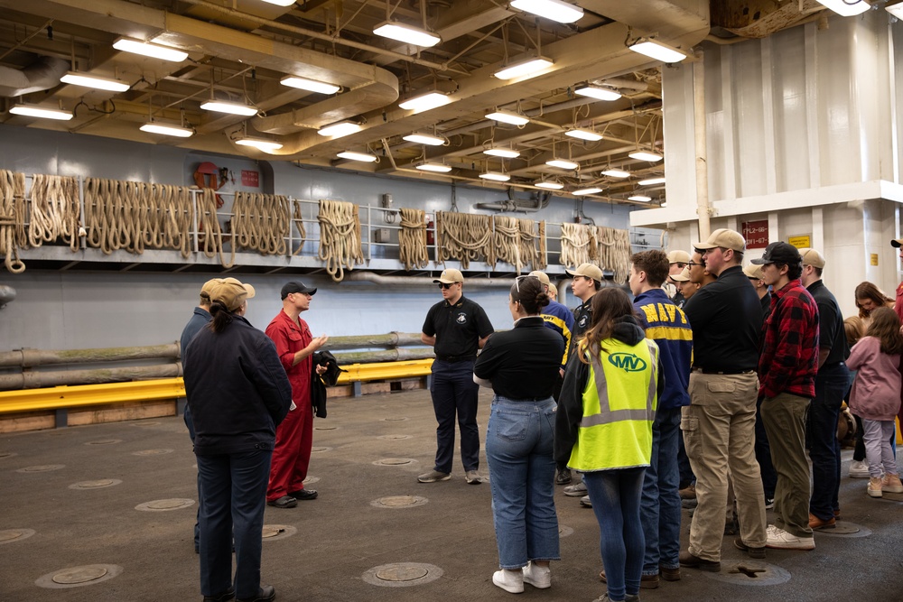 JROTC Cadets Tour USS Harpers Ferry