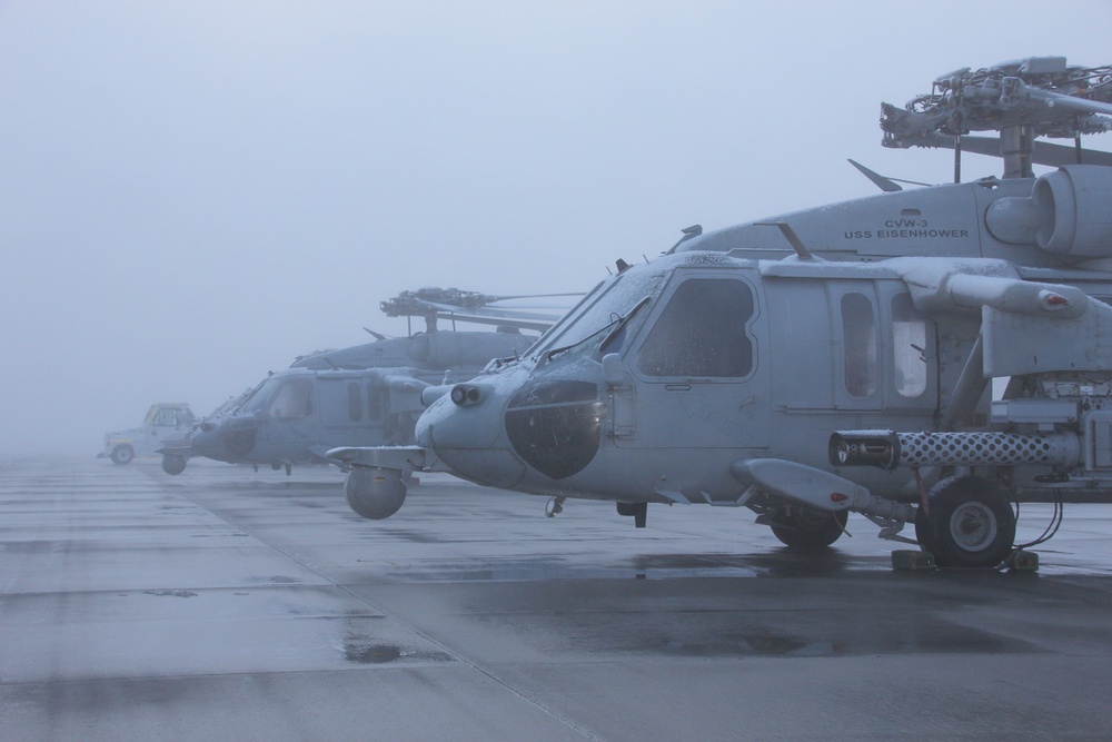 MH-60S from HSC-7