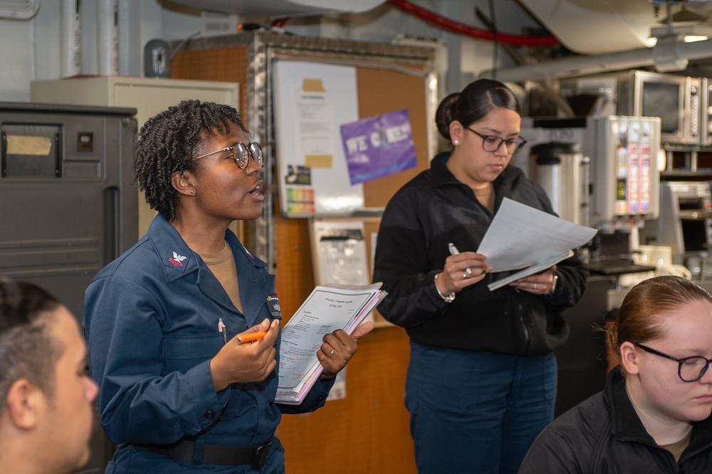 USS Ronald Reagan (CVN 76) Sailors host Diversity and Heritage Committee Meeting