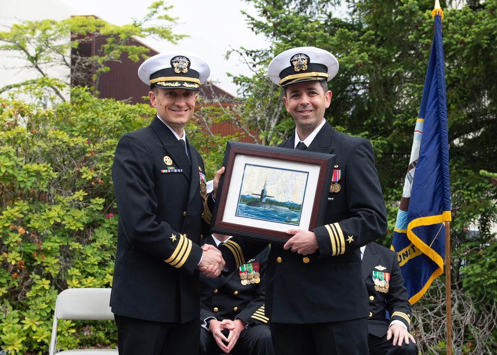 USS Pennsylvania Gold Changes Command