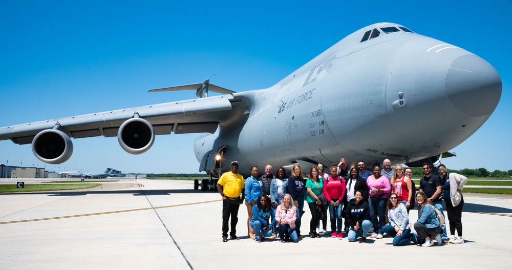 Dover AFB showcases aerial refueling capabilities to CDCC, LCD members