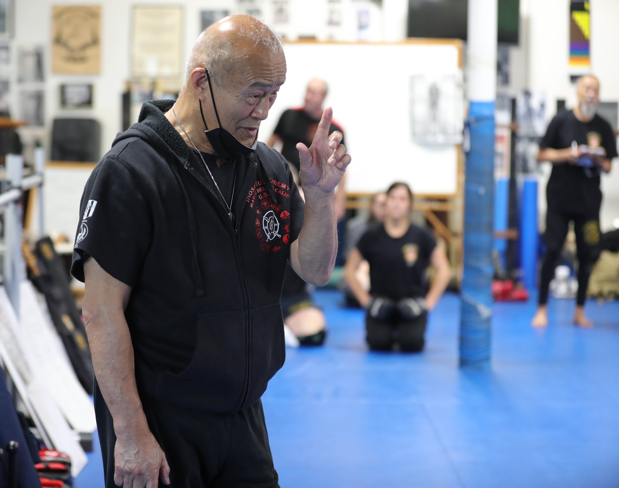 スポーツ・フィットネス Dan Inosanto Seminar Weaponry Disarms 2000w_q95.jpg