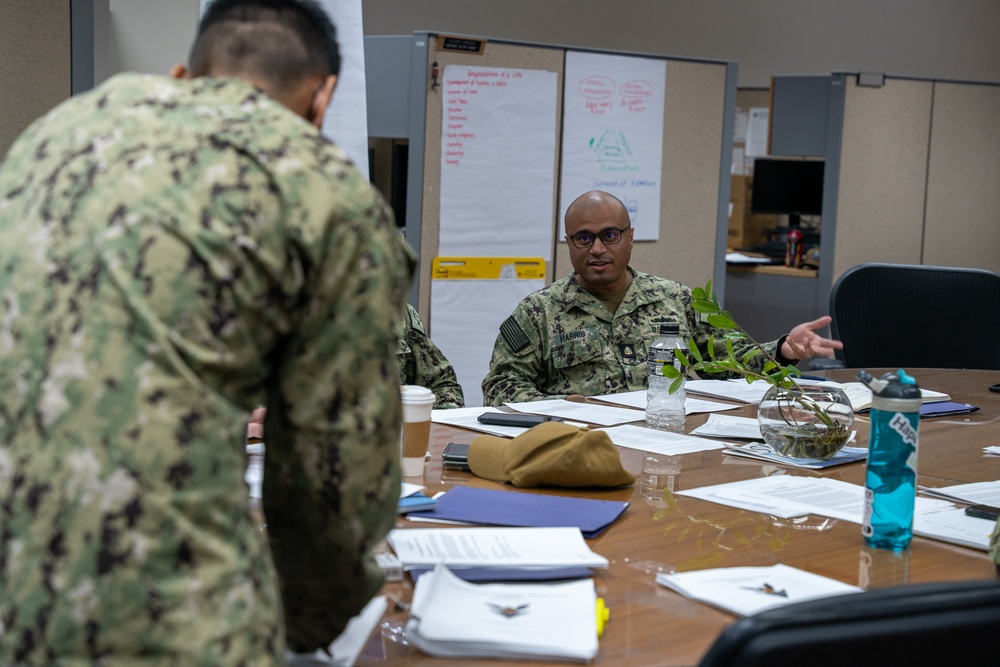 Destroyer Squadron SEVEN Hosts Chief Petty Officer Leadership Course