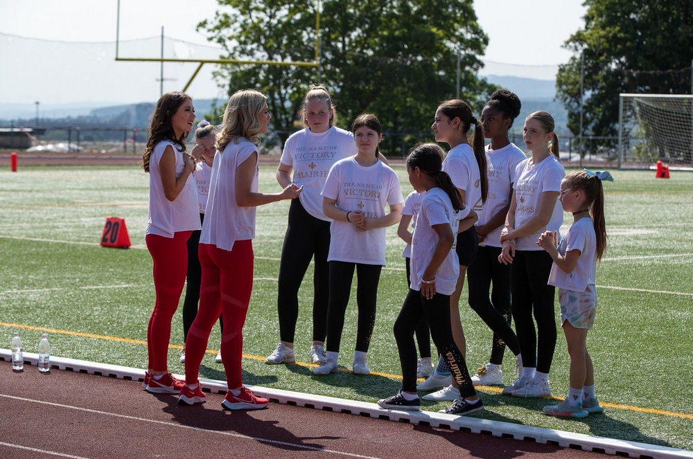 Kansas City Chiefs great Dante Hall and Chiefs Cheerleaders conducted a special football and cheerleading clinic