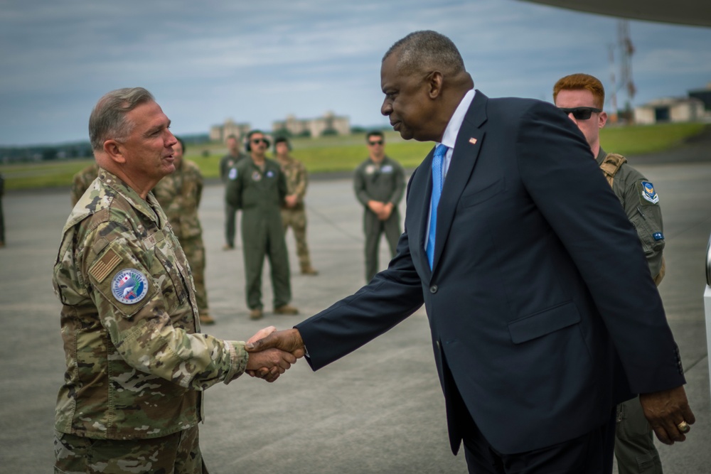 SECDEF Visits Service members in Japan