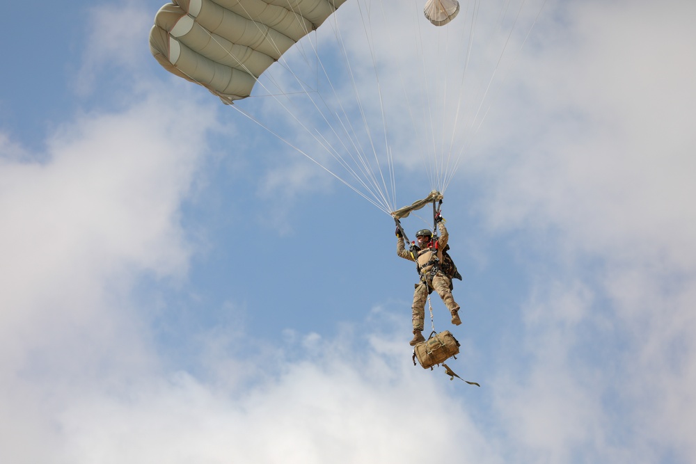 Tunisians execute a Military Freefall during Exercise African Lion 23